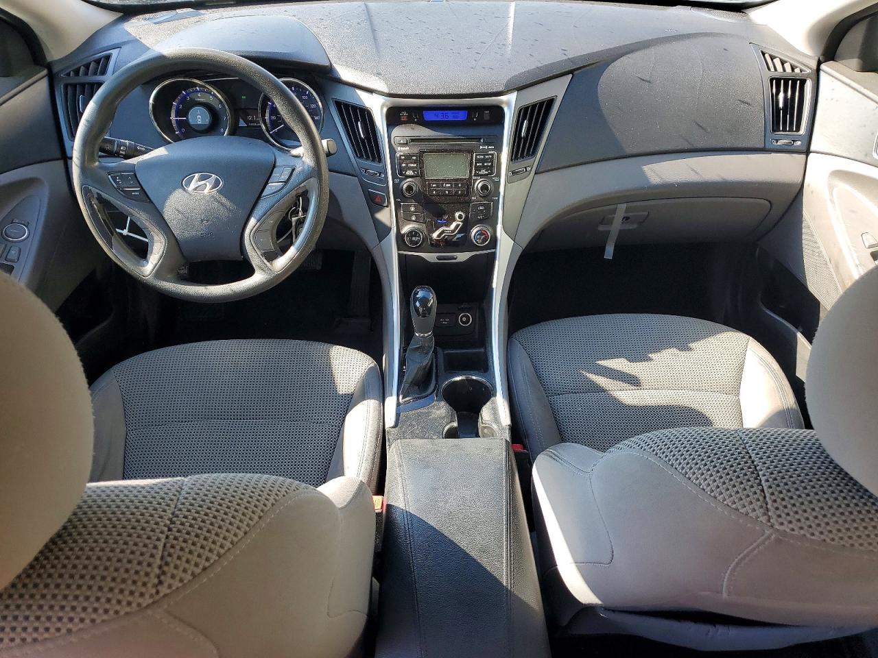 2011 HYUNDAI SONATA GLS photo 22