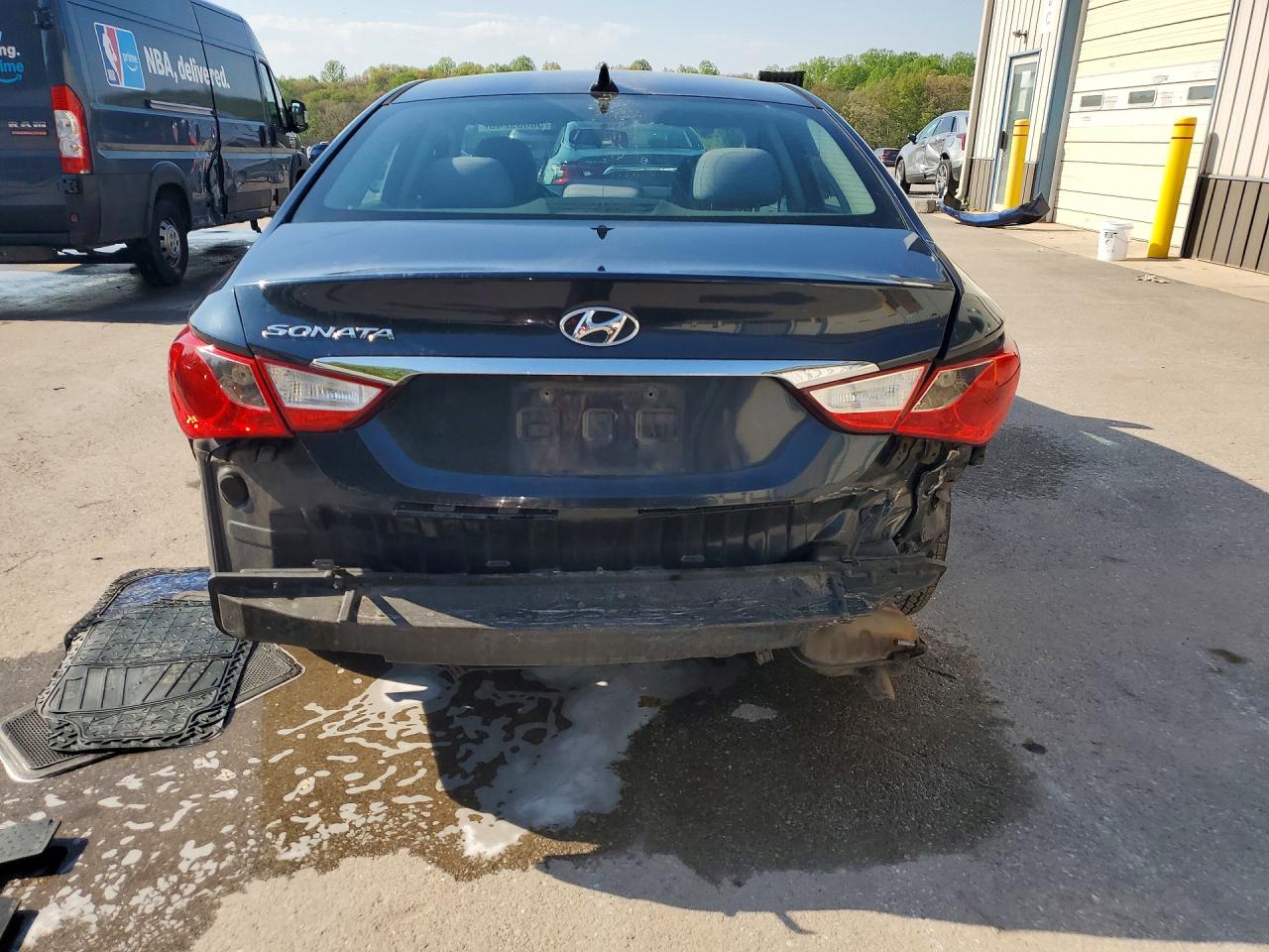 2011 HYUNDAI SONATA GLS photo 16