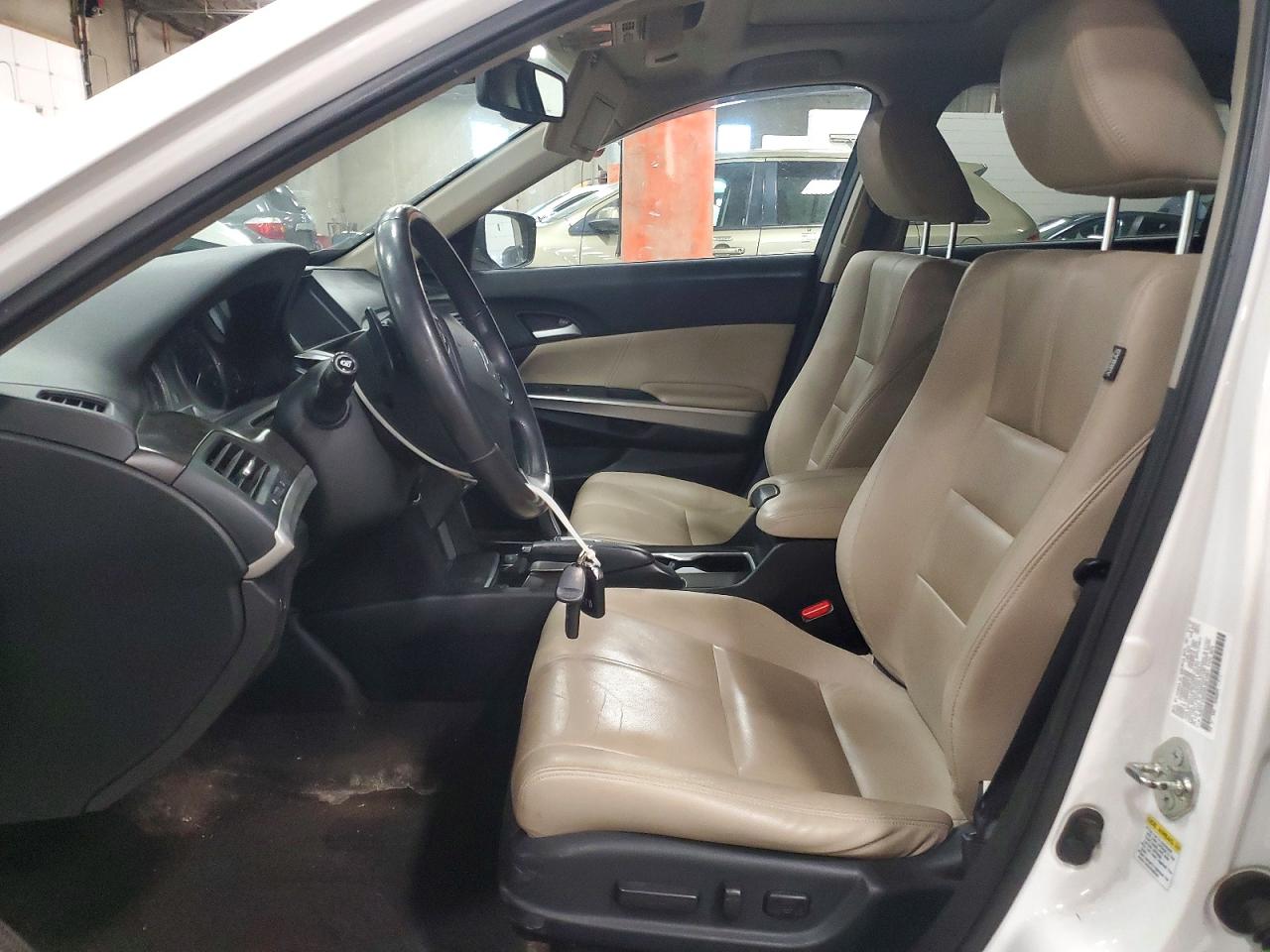 2013 HONDA CROSSTOUR EXL photo 13