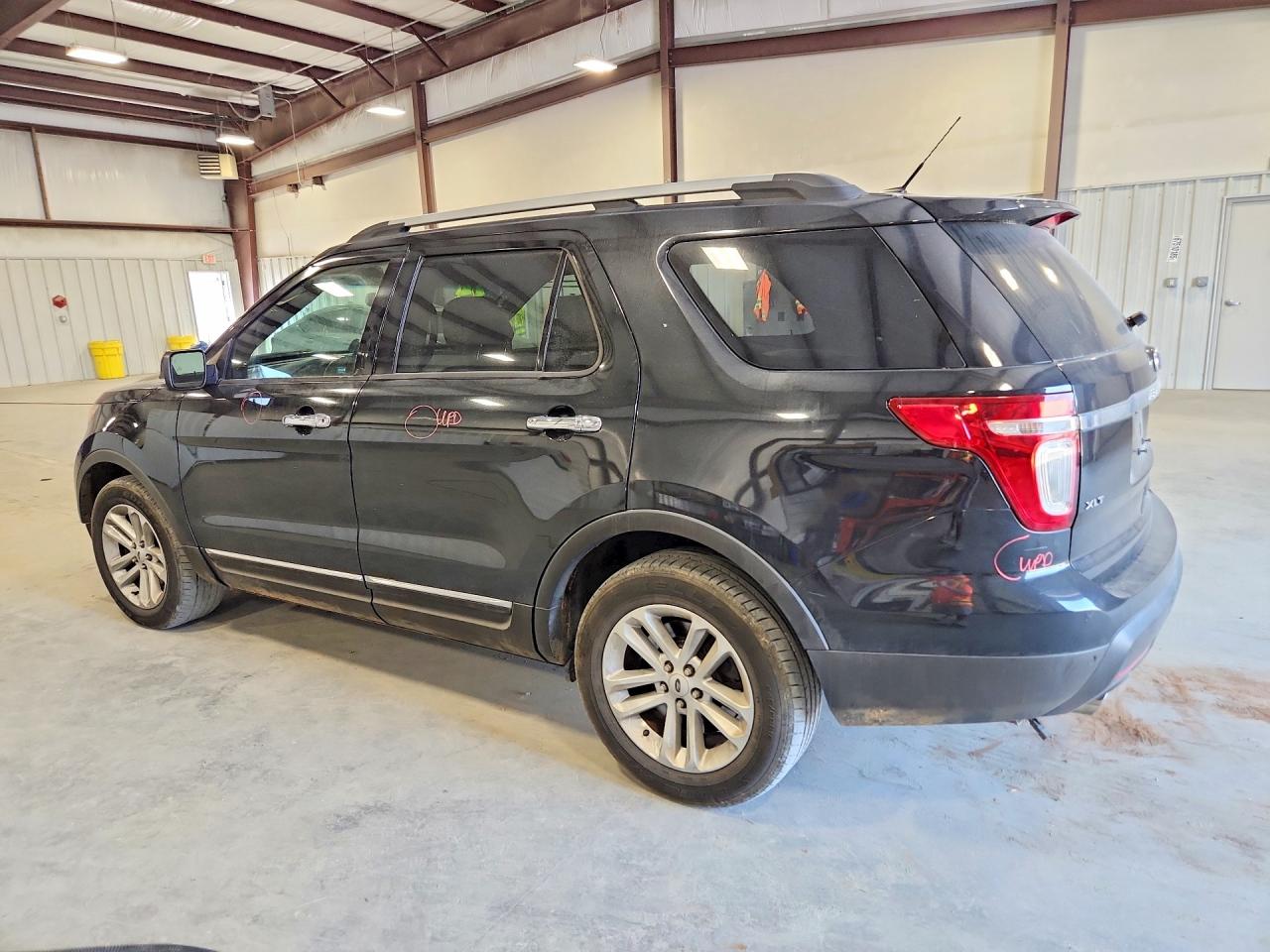 2014 FORD EXPLORER XLT photo 3