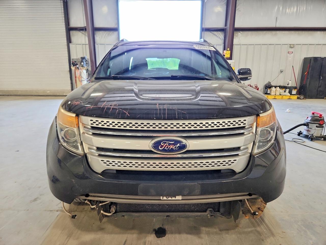 2014 FORD EXPLORER XLT photo 9