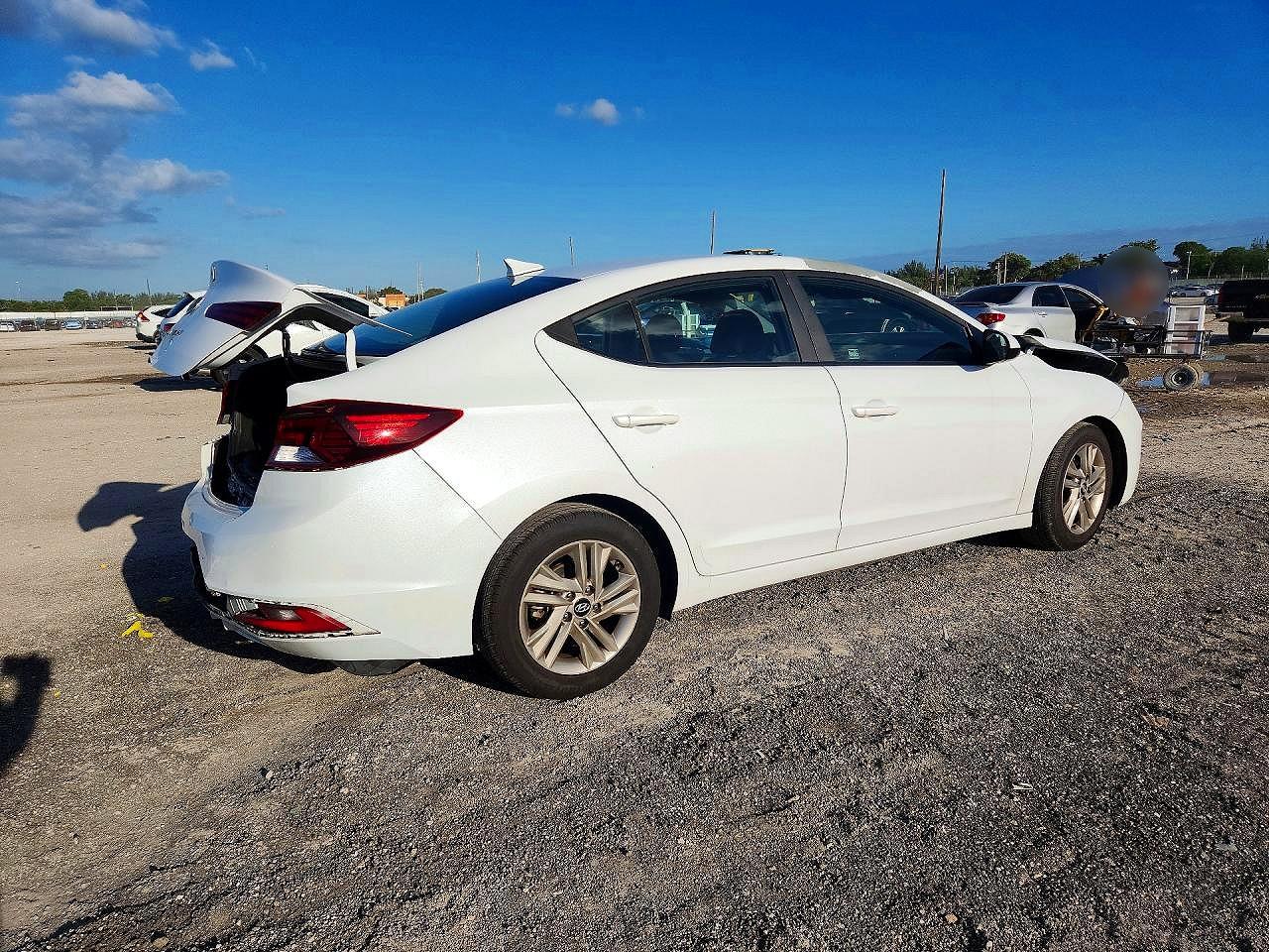 2019 HYUNDAI ELANTRA SEL photo 7