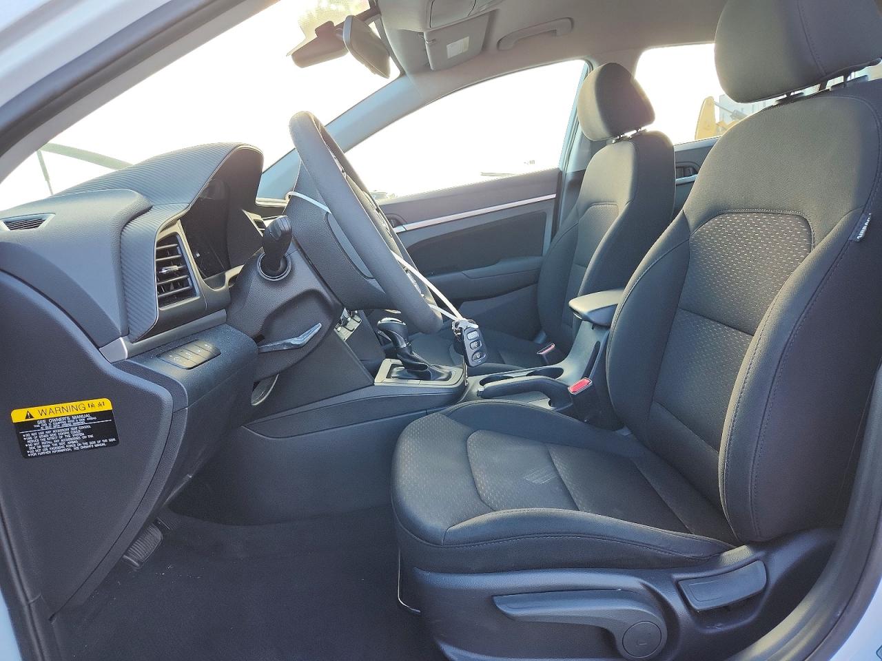 2019 HYUNDAI ELANTRA SEL photo 19
