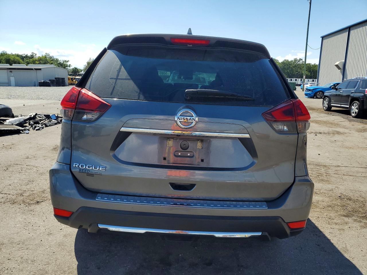 2018 NISSAN ROGUE S photo 11