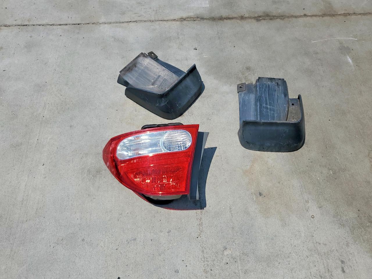 2010 HONDA CIVIC VP photo 34