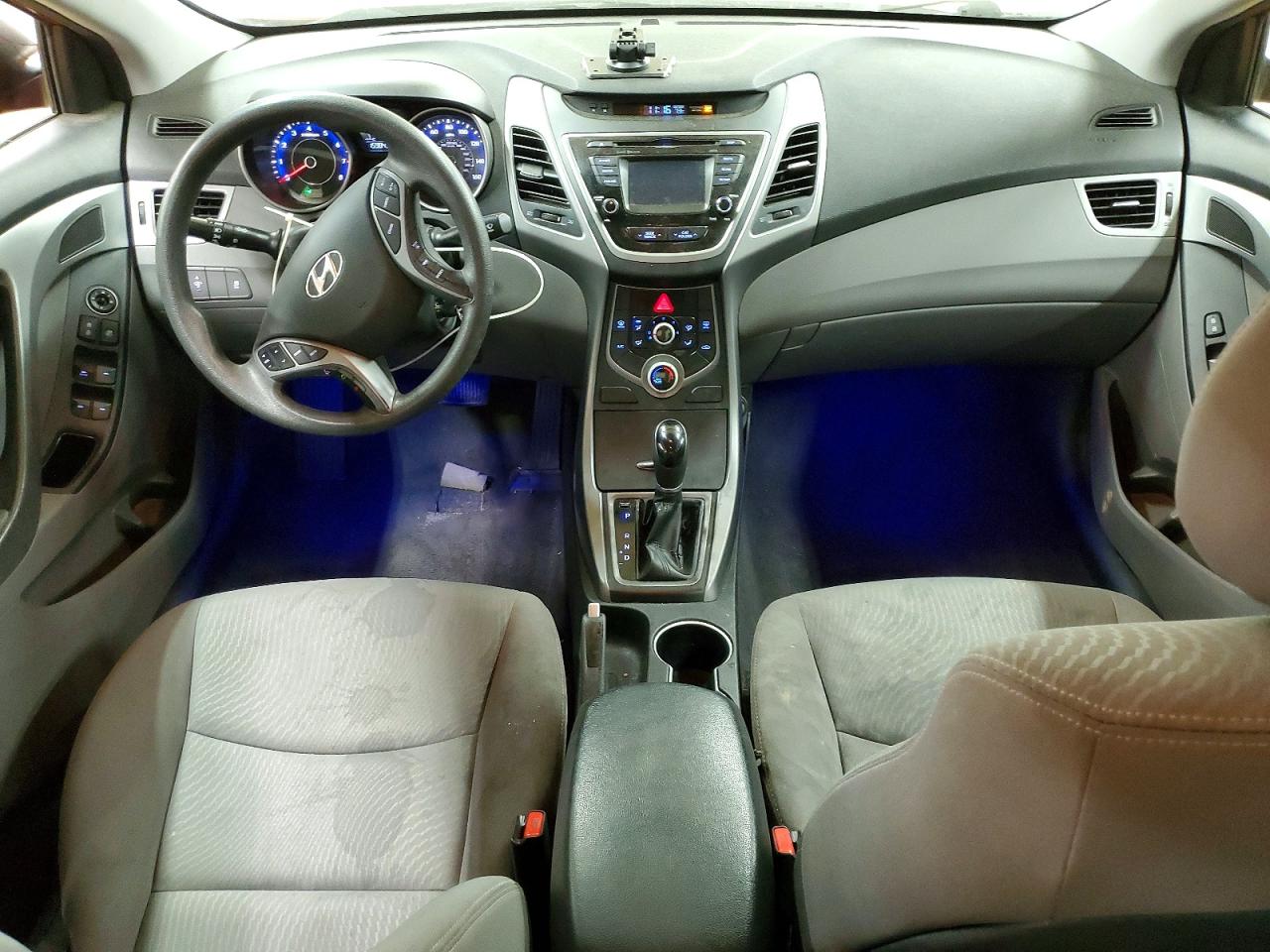 2015 HYUNDAI ELANTRA SE photo 13