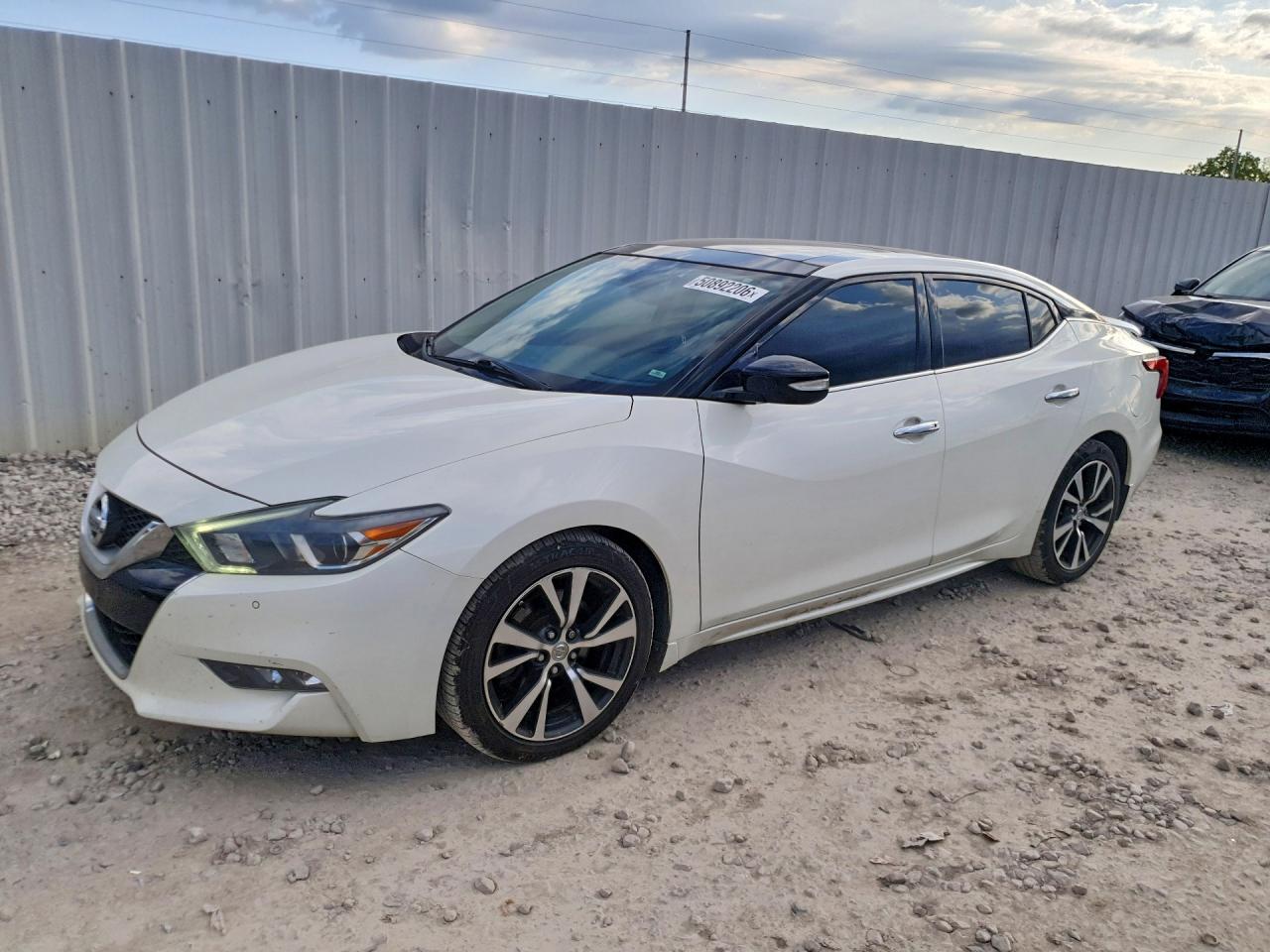 2017 NISSAN MAXIMA