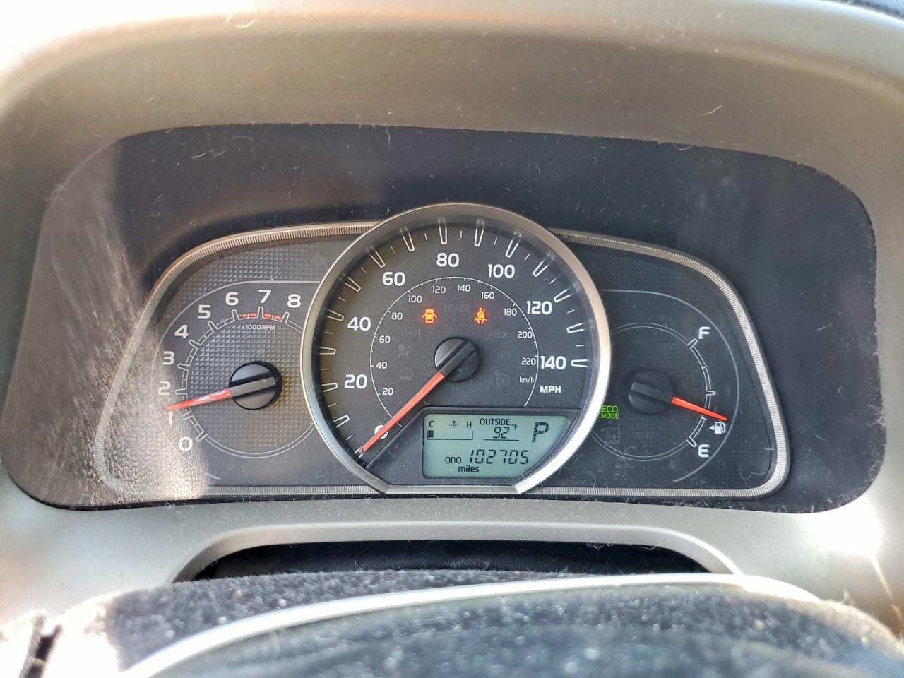 2015 TOYOTA RAV4 XLE photo 17
