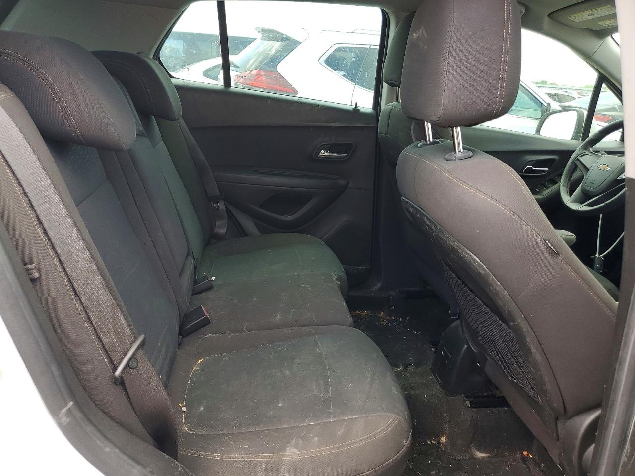 2018 CHEVROLET TRAX LS photo 21