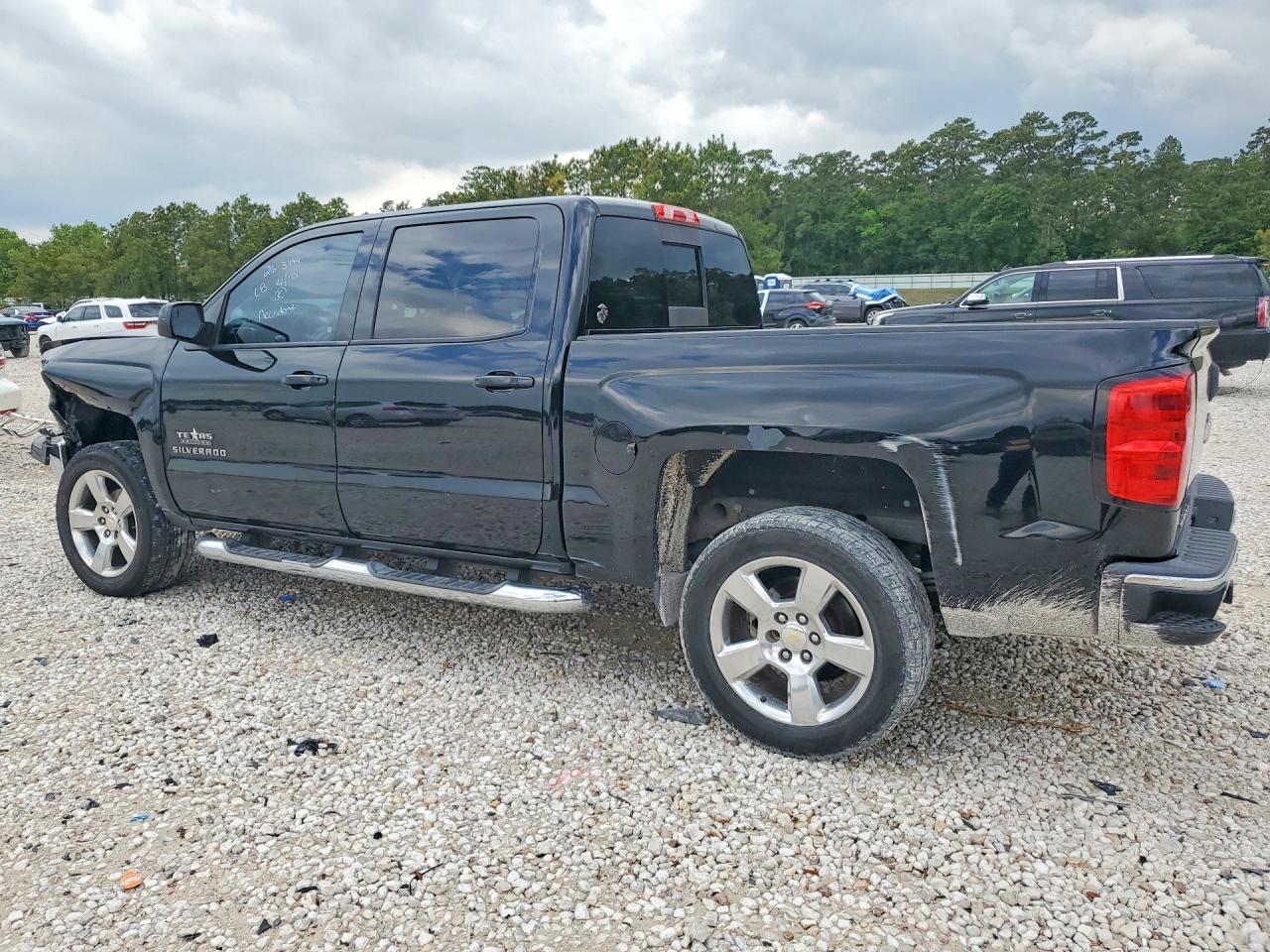 2014 CHEVROLET SILVERADO K1500 LT photo 2