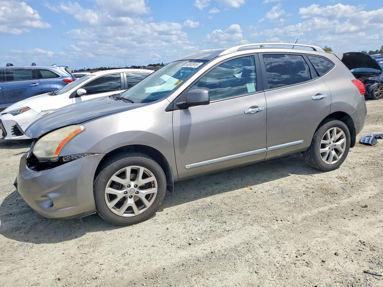 2011 NISSAN ROGUE