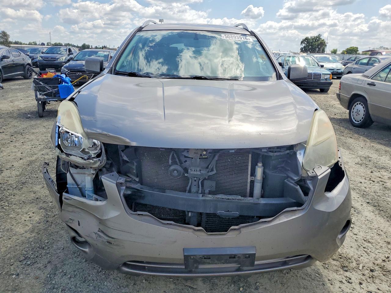 2011 NISSAN ROGUE S photo 9