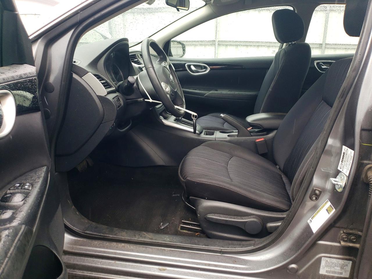 2016 NISSAN SENTRA SV photo 13