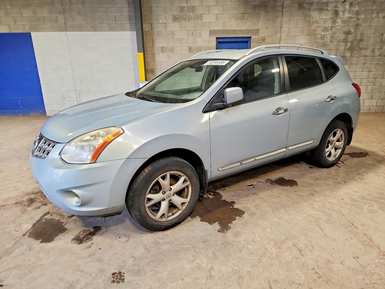 2011 NISSAN ROGUE
