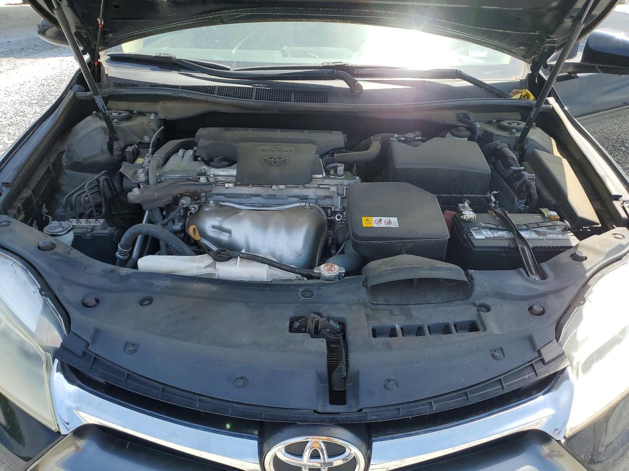 2017 TOYOTA CAMRY LE photo 31
