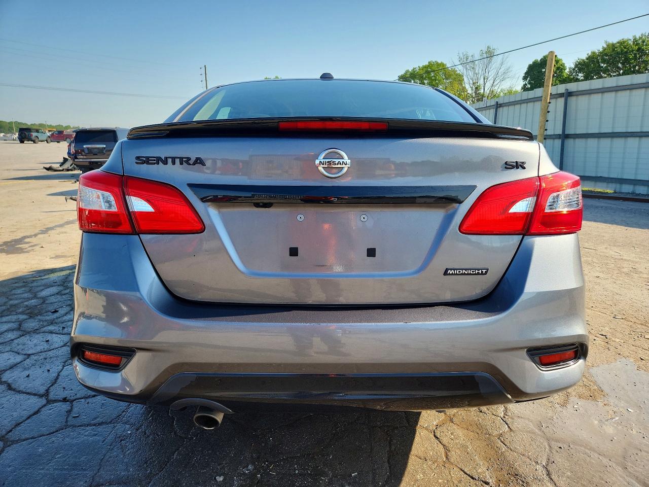 2018 NISSAN SENTRA SR photo 16