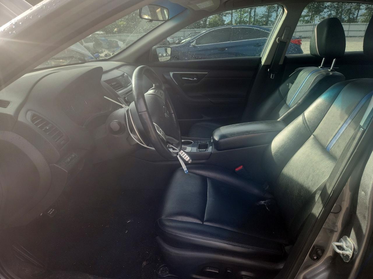 2018 NISSAN ALTIMA 2.5 SR photo 13