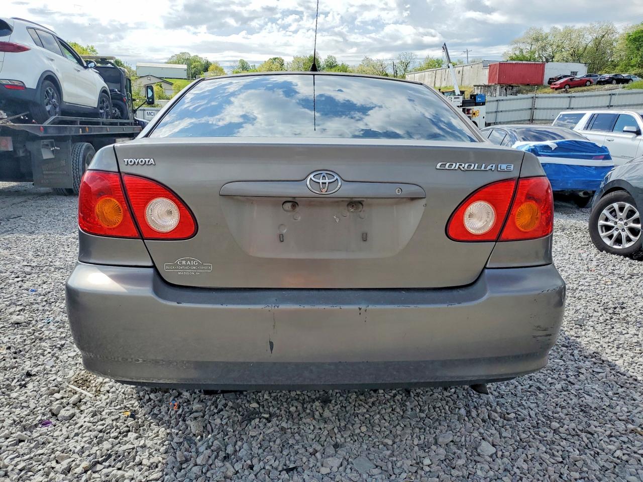 2004 TOYOTA COROLLA LE photo 6