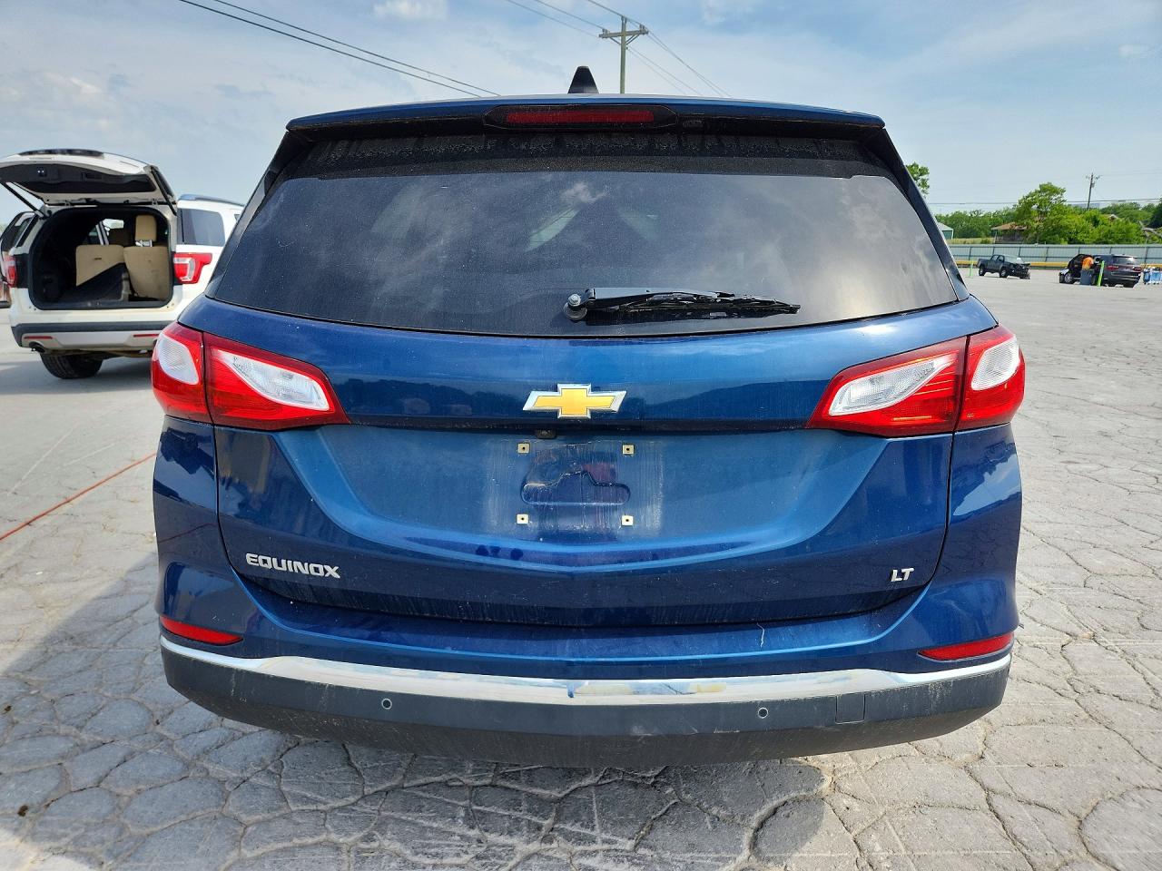 2019 CHEVROLET EQUINOX LT photo 11