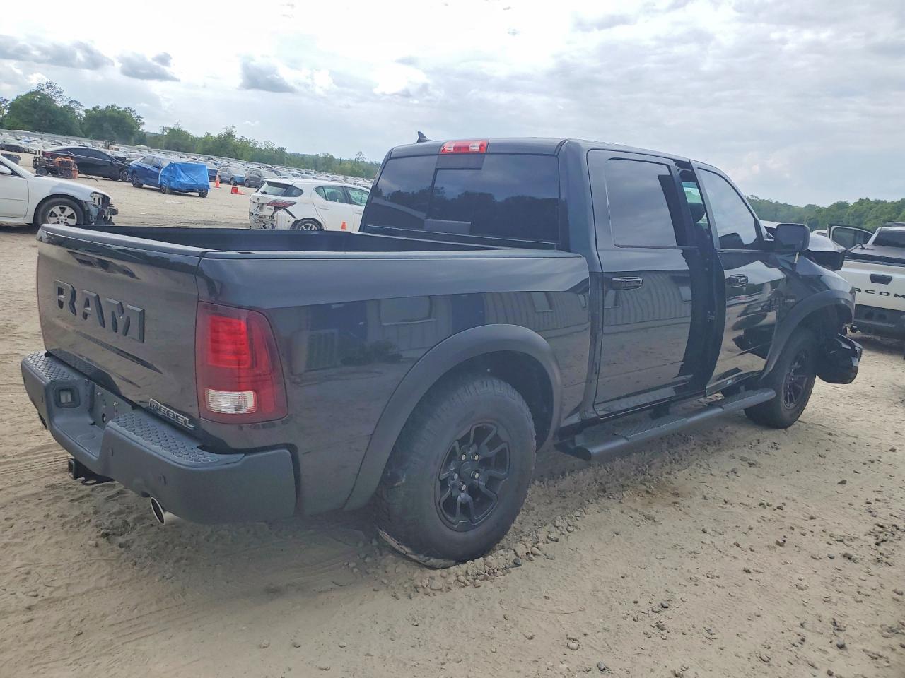 2018 RAM 1500 REBEL photo 3
