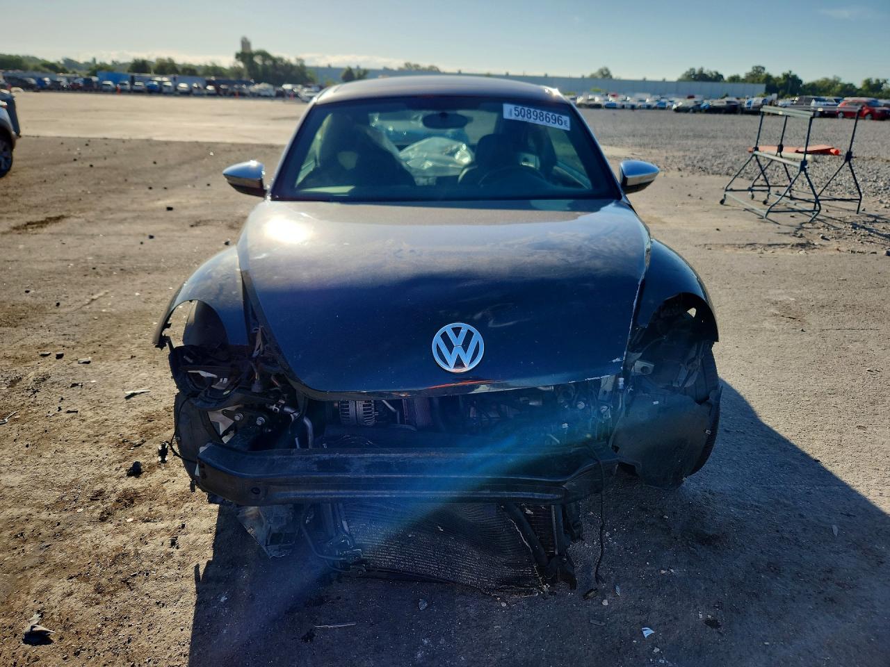 2013 VOLKSWAGEN BEETLE photo 5