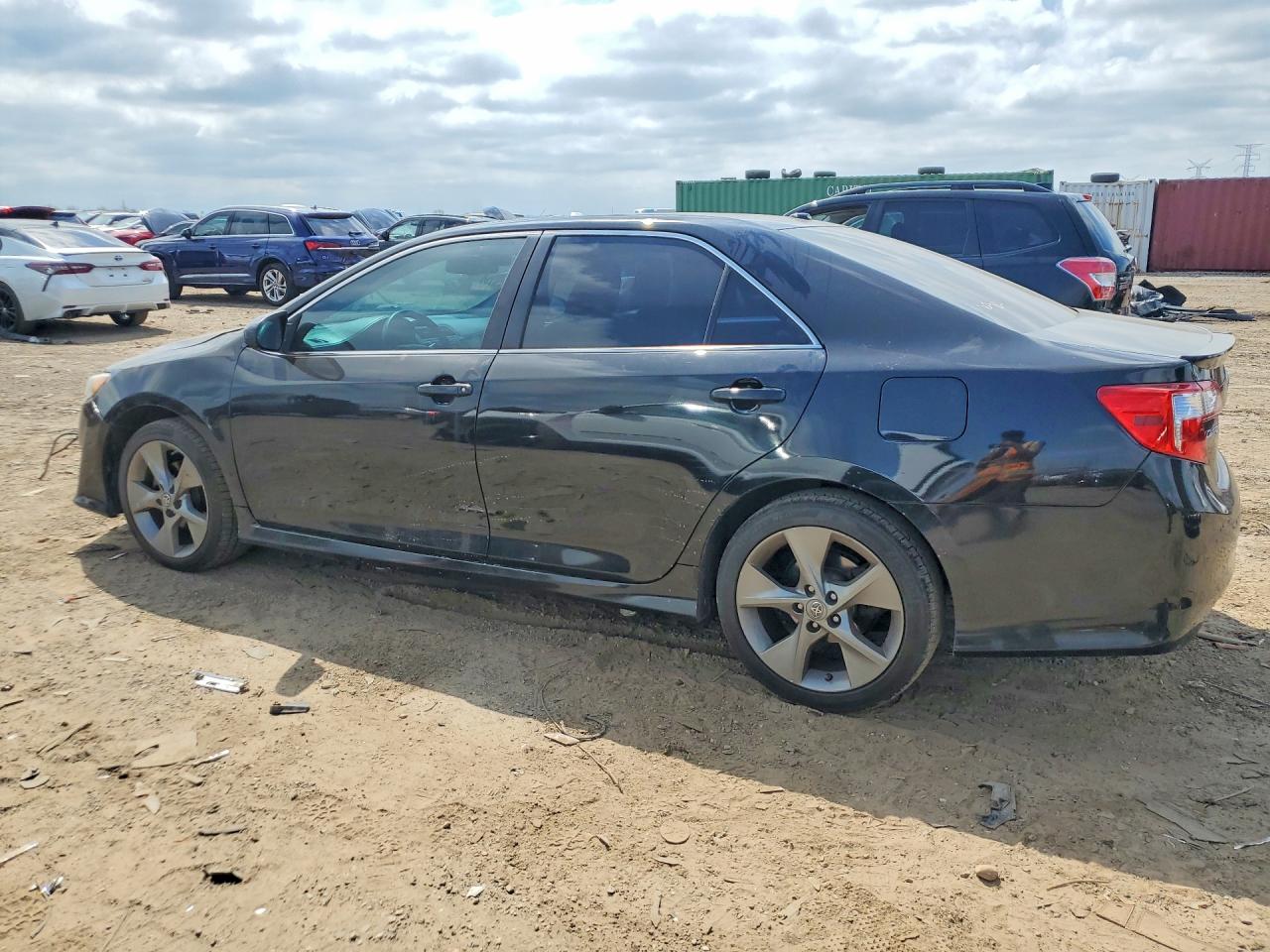 2012 TOYOTA CAMRY SE V6 photo 4