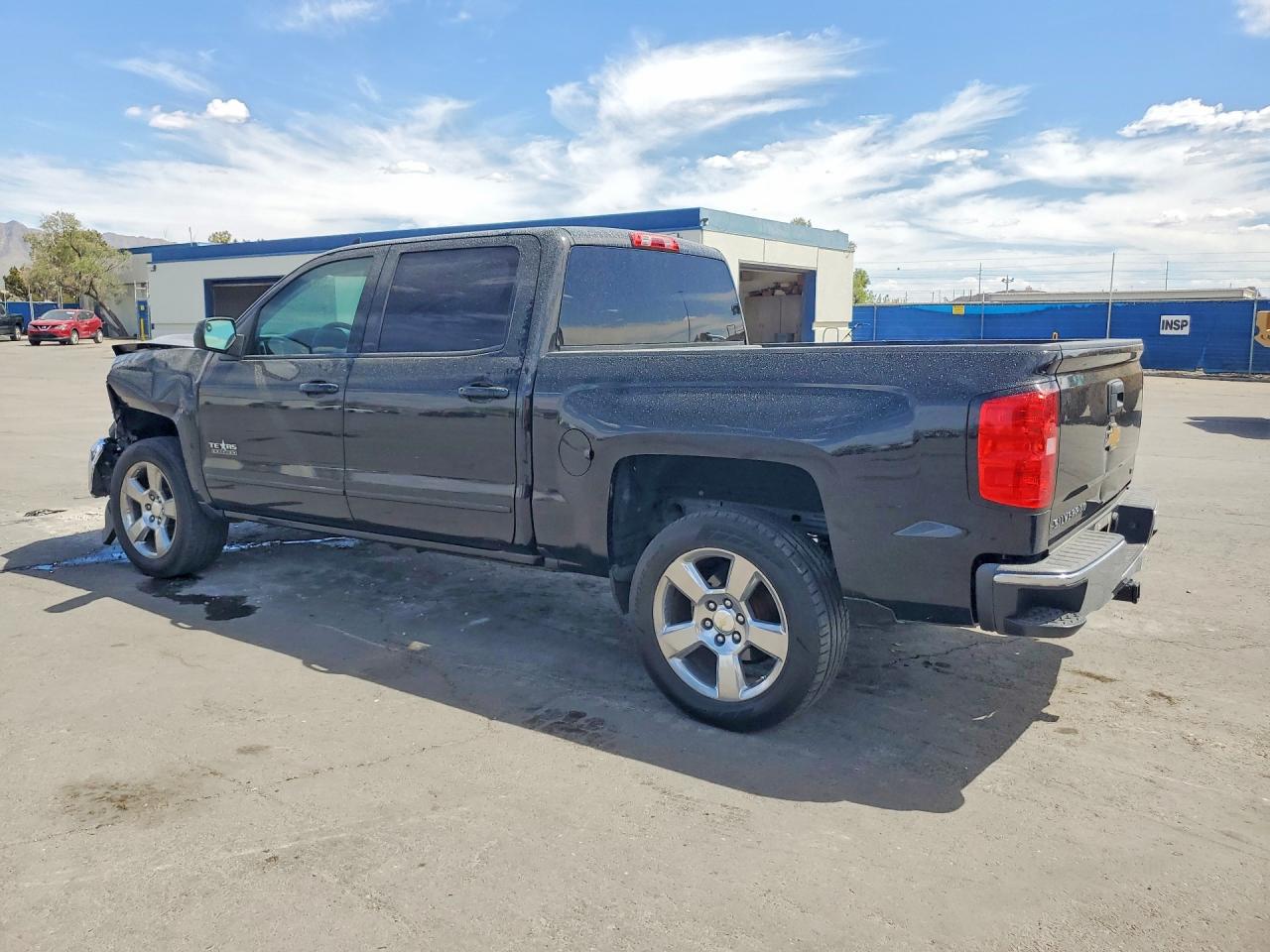 2017 CHEVROLET SILVERADO C1500 LT photo 3