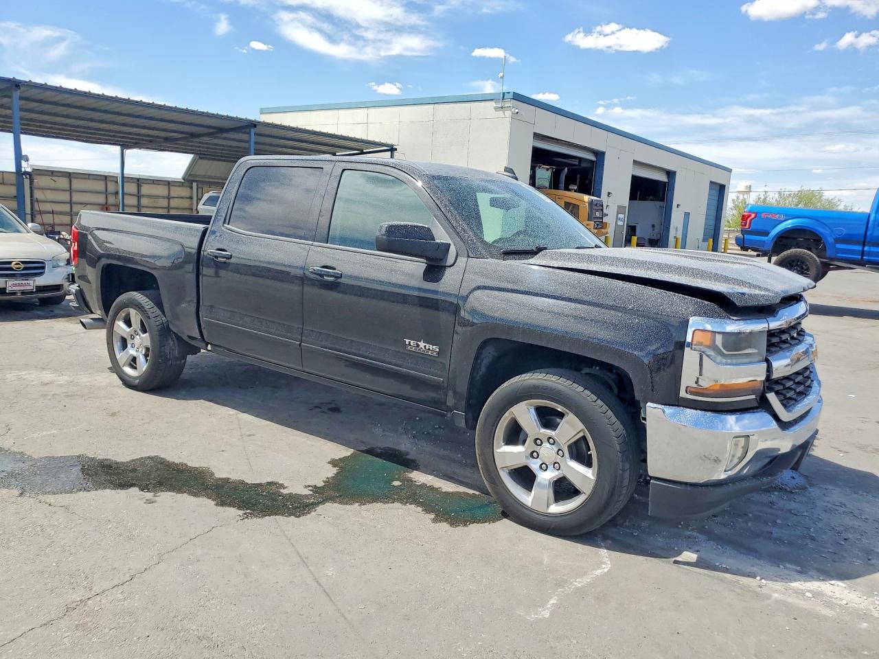 2017 CHEVROLET SILVERADO C1500 LT photo 7
