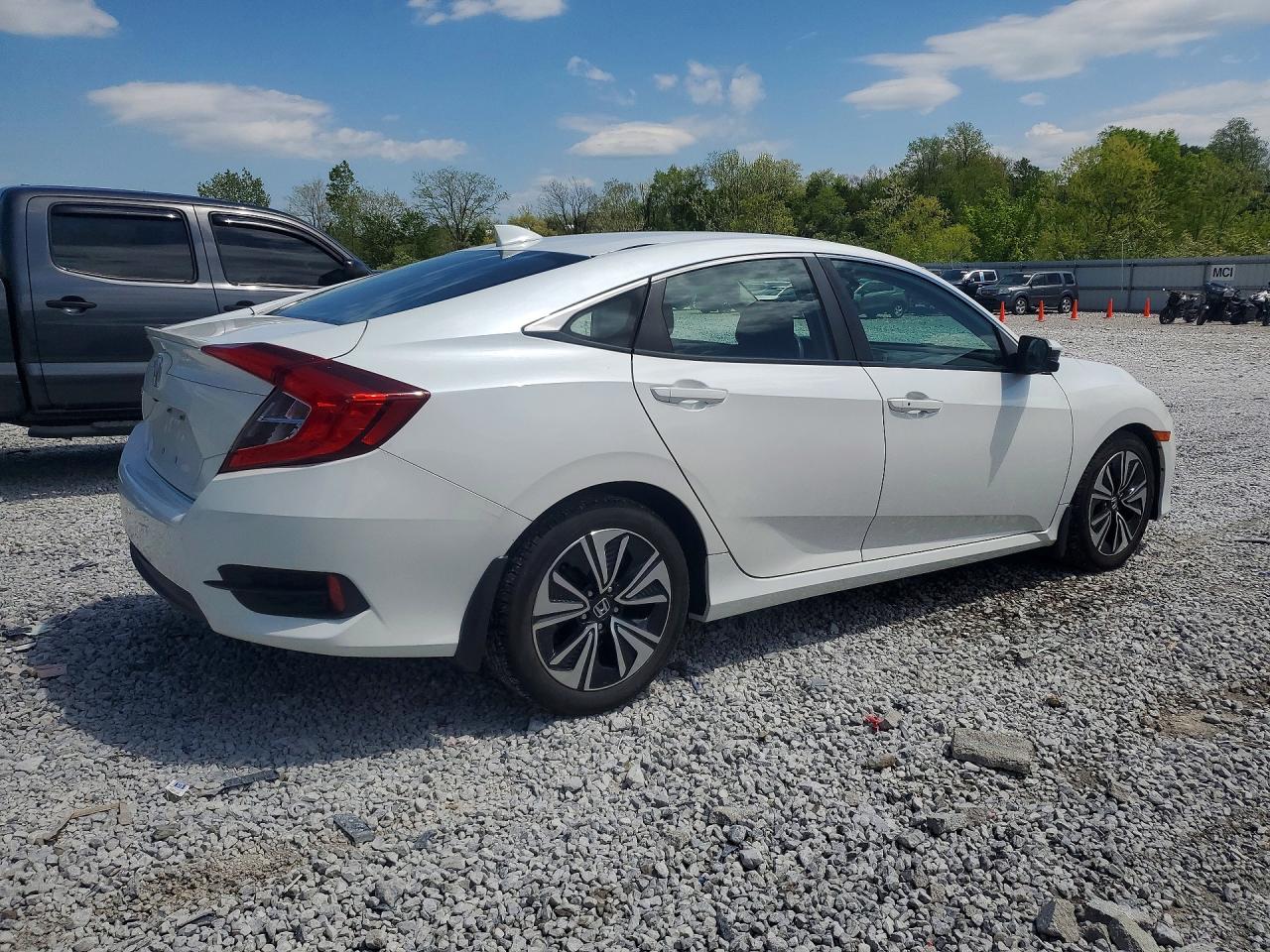 2017 HONDA CIVIC EX photo 5