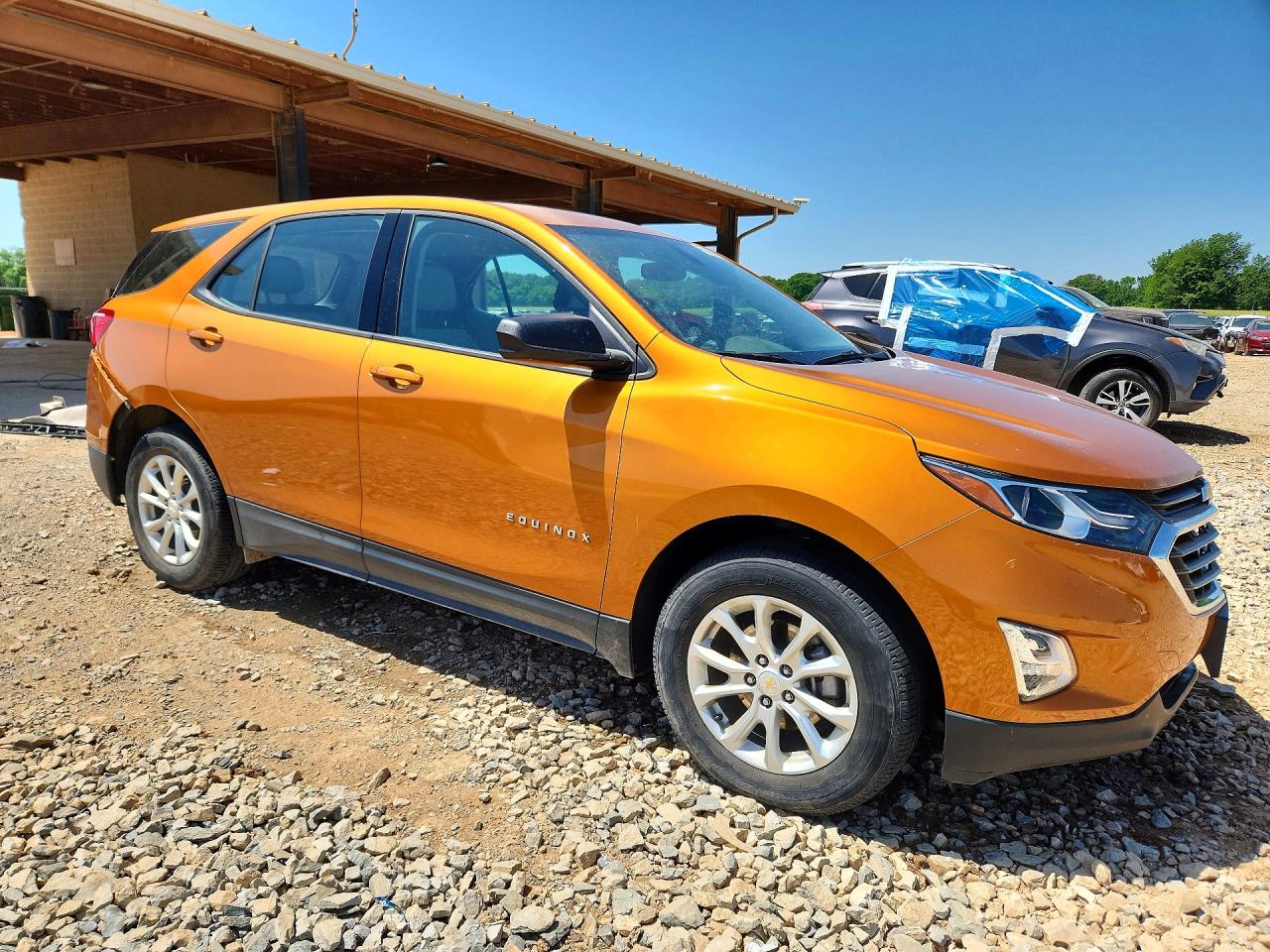 2018 CHEVROLET EQUINOX LS photo 4