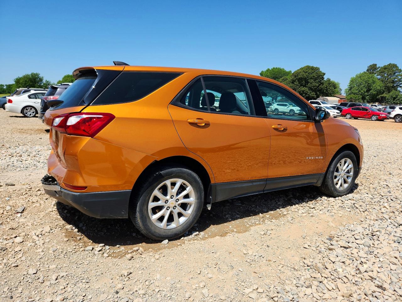 2018 CHEVROLET EQUINOX LS photo 3