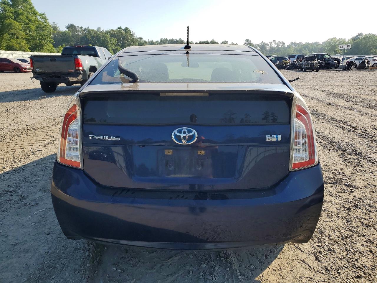 2013 TOYOTA PRIUS THREE photo 11