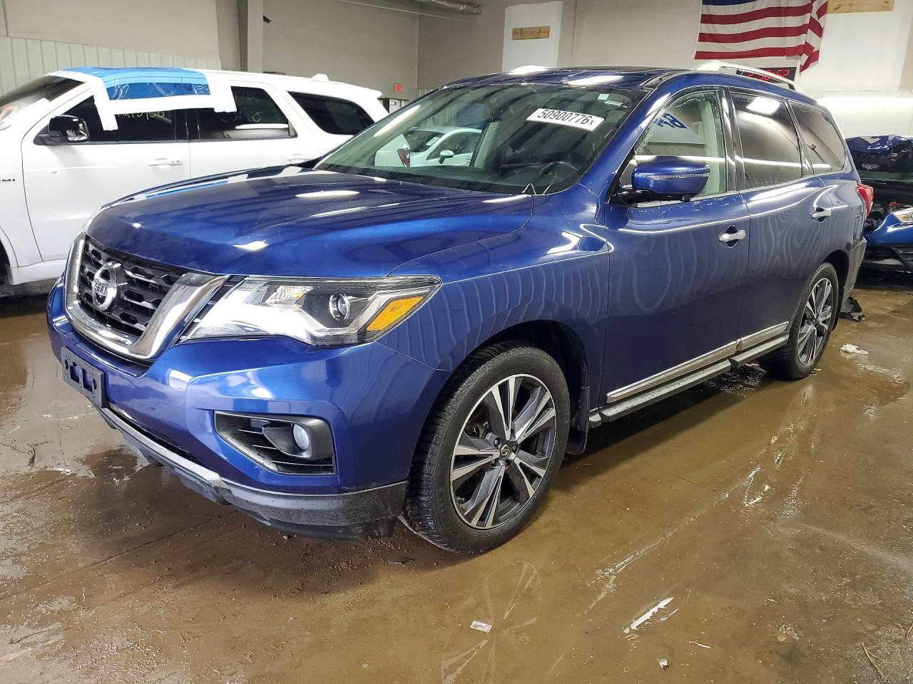 2017 NISSAN PATHFINDER