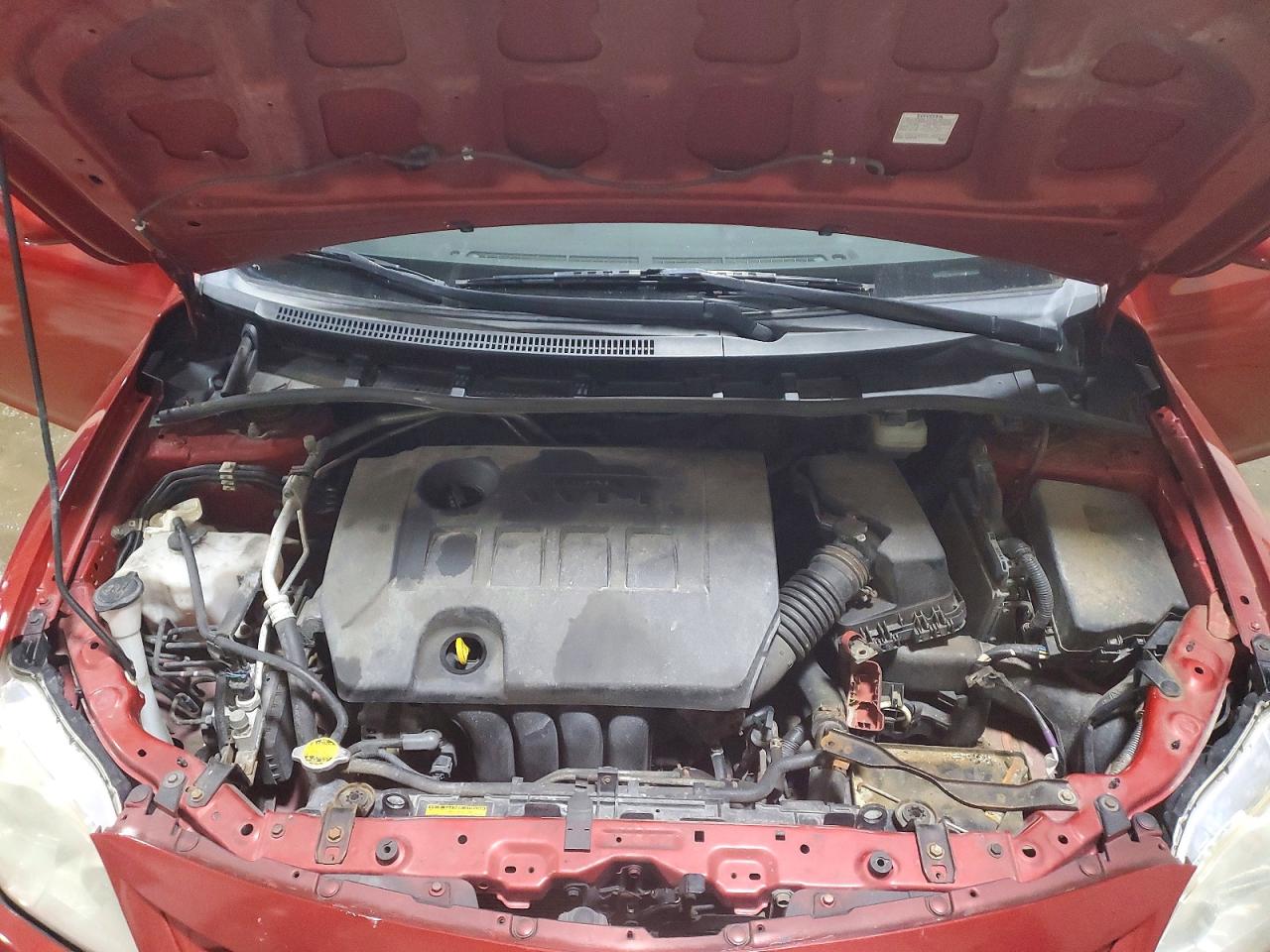 2013 TOYOTA COROLLA LE photo 21