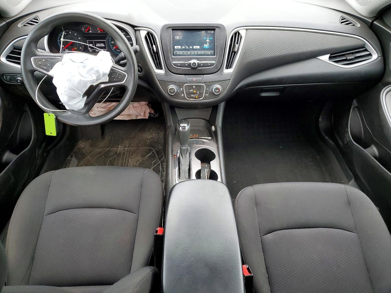 2018 CHEVROLET MALIBU LS photo 15