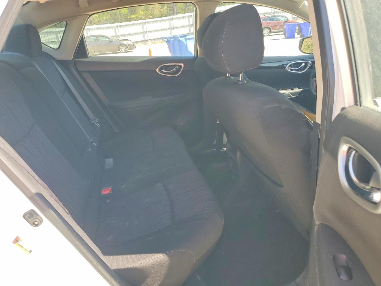 2019 NISSAN SENTRA SV photo 28