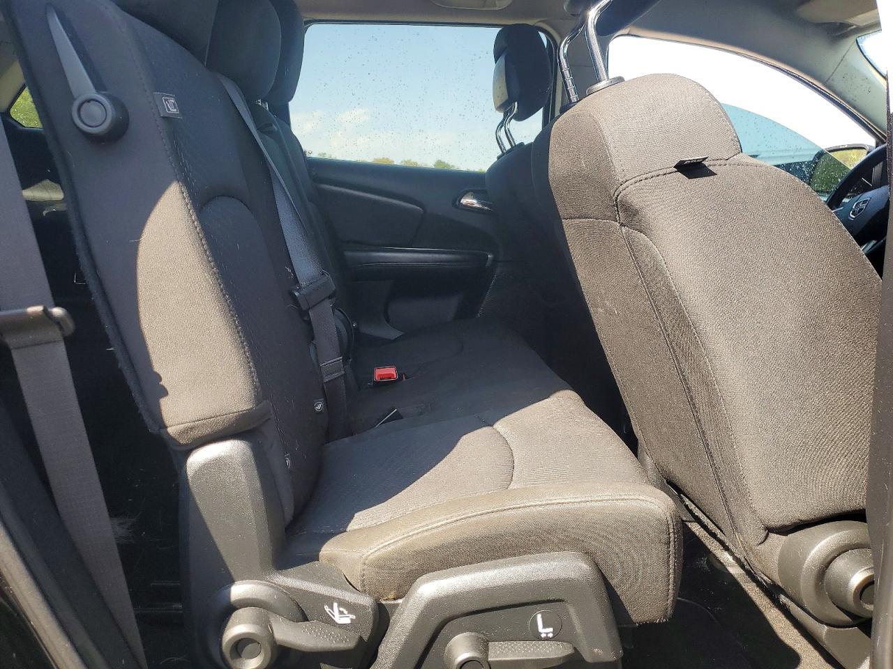 2018 DODGE JOURNEY SE photo 31