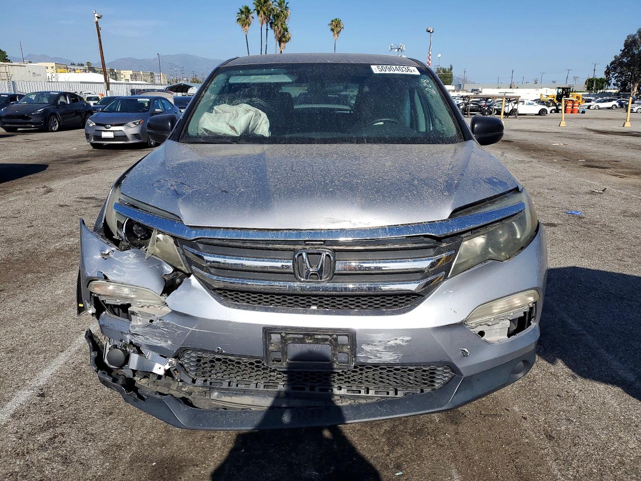 2016 HONDA PILOT LX photo 9