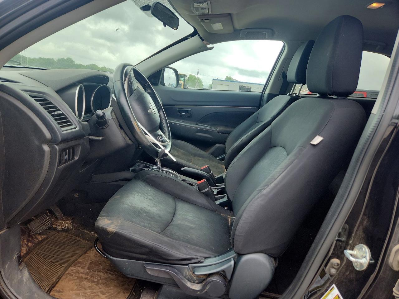 2015 MITSUBISHI OUTLANDER SPORT ES photo 19