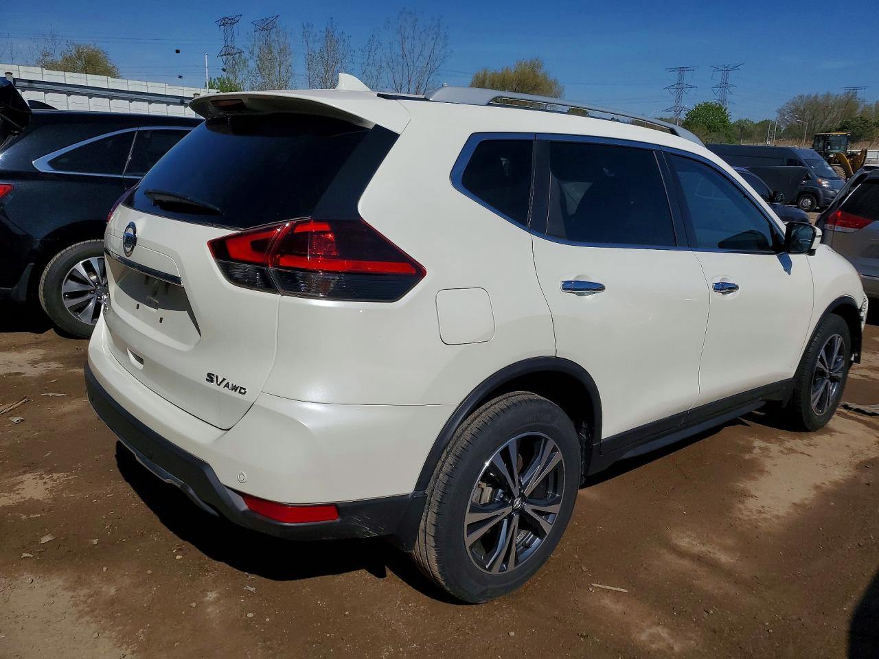 2019 NISSAN ROGUE SV photo 7