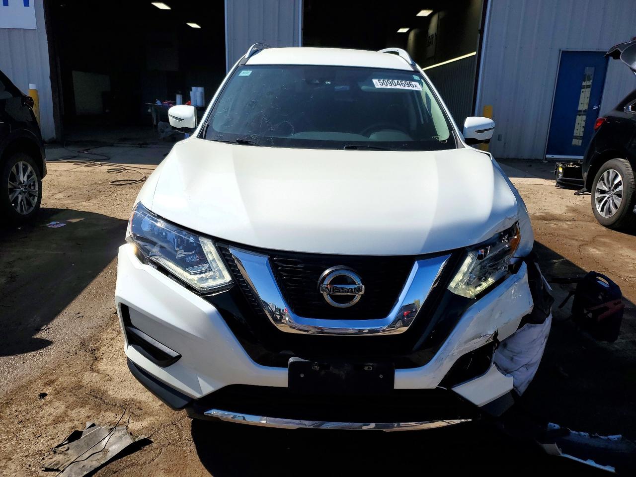 2019 NISSAN ROGUE SV photo 13