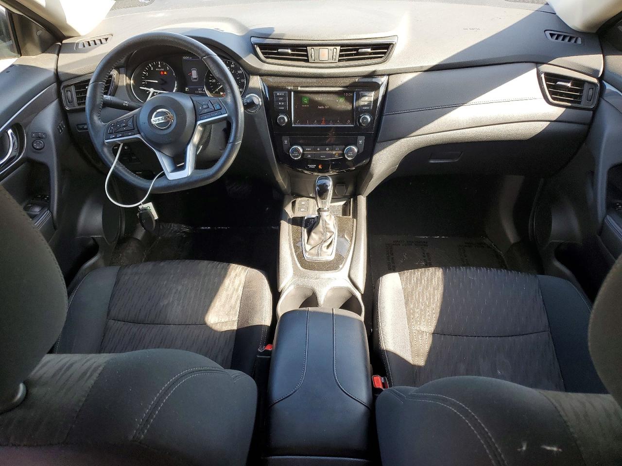 2019 NISSAN ROGUE SV photo 22