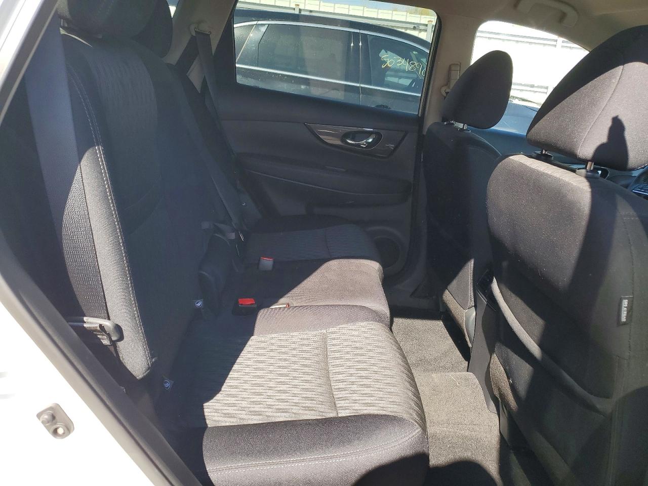 2019 NISSAN ROGUE SV photo 28