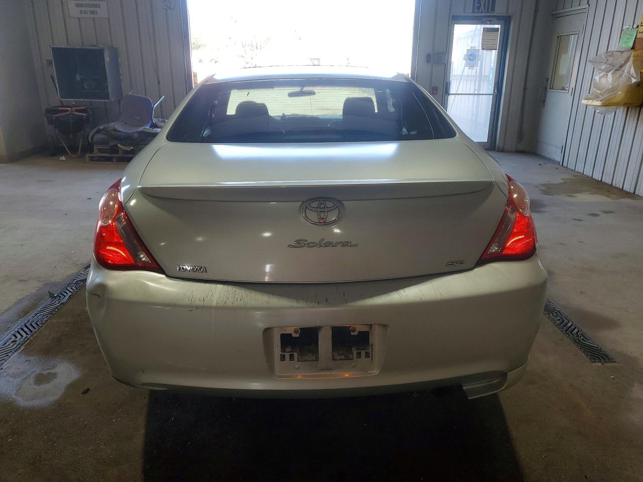 2006 TOYOTA CAMRY SOLARA SE SPORT photo 11