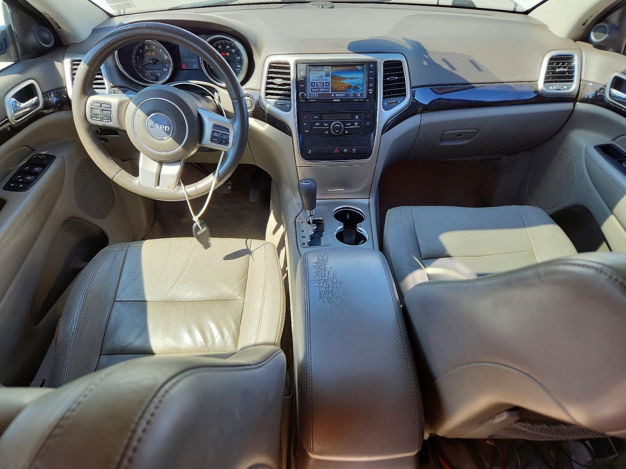 2012 JEEP GRAND CHEROKEE LAREDO photo 15