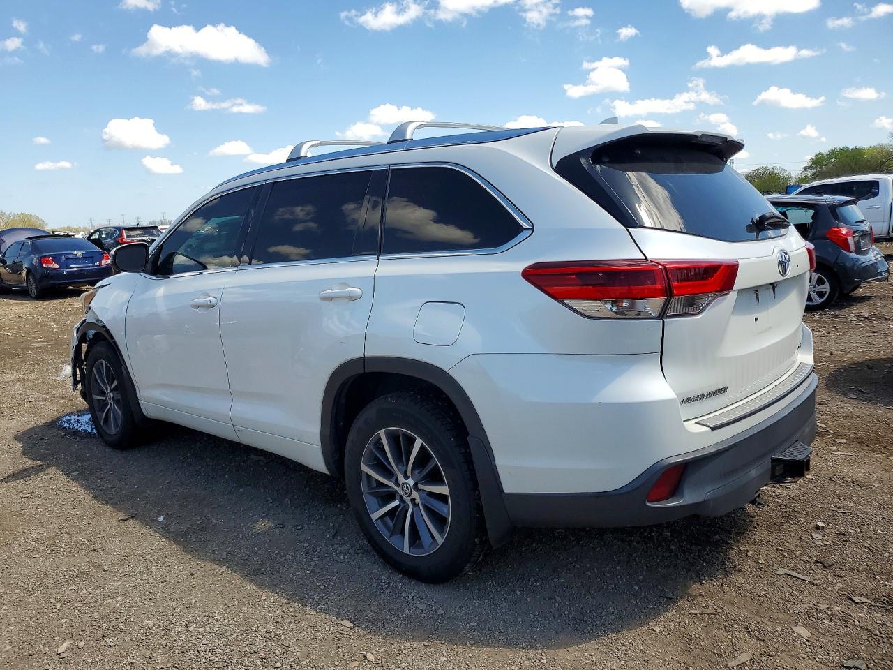 2018 TOYOTA HIGHLANDER XLE photo 4