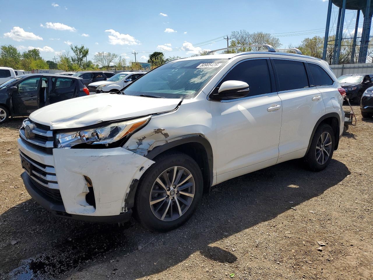 2018 TOYOTA HIGHLANDER