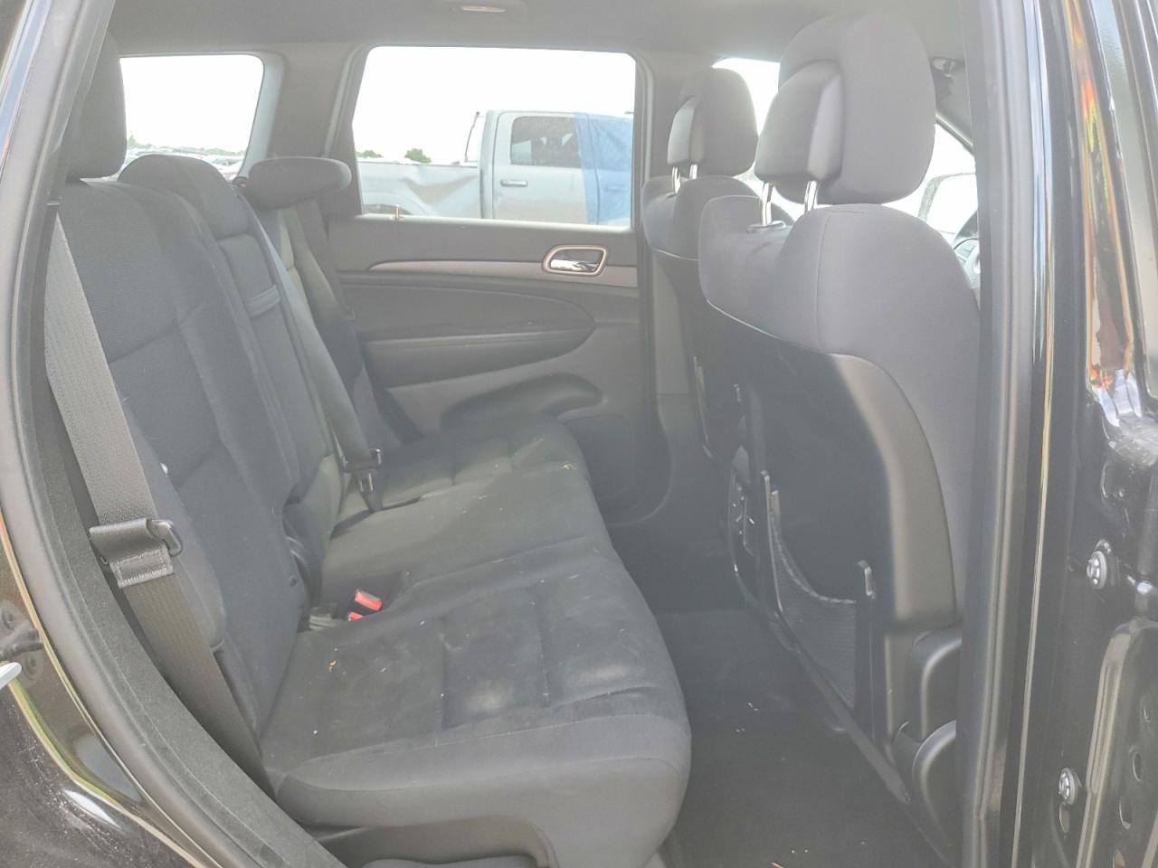 2015 JEEP GRAND CHEROKEE LAREDO photo 31