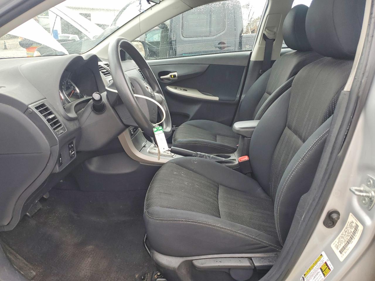 2012 TOYOTA COROLLA BASE photo 7