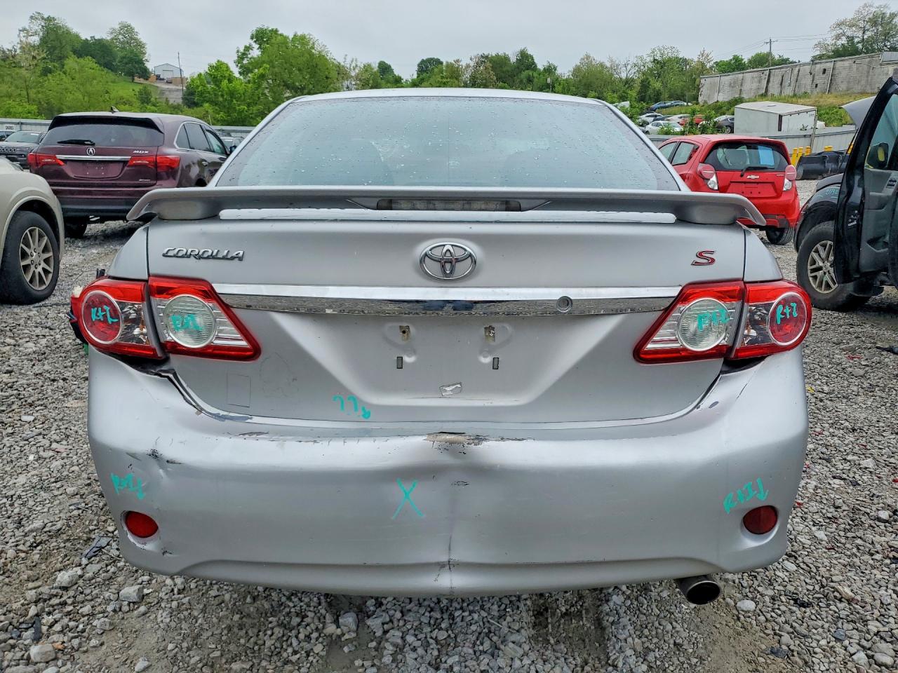 2012 TOYOTA COROLLA BASE photo 6